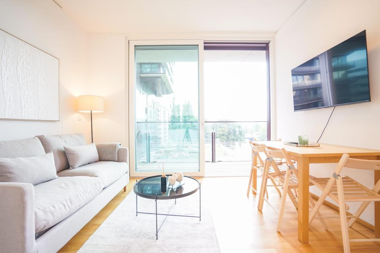 Suite In High-Rise On The Danube Wenen Buitenkant foto